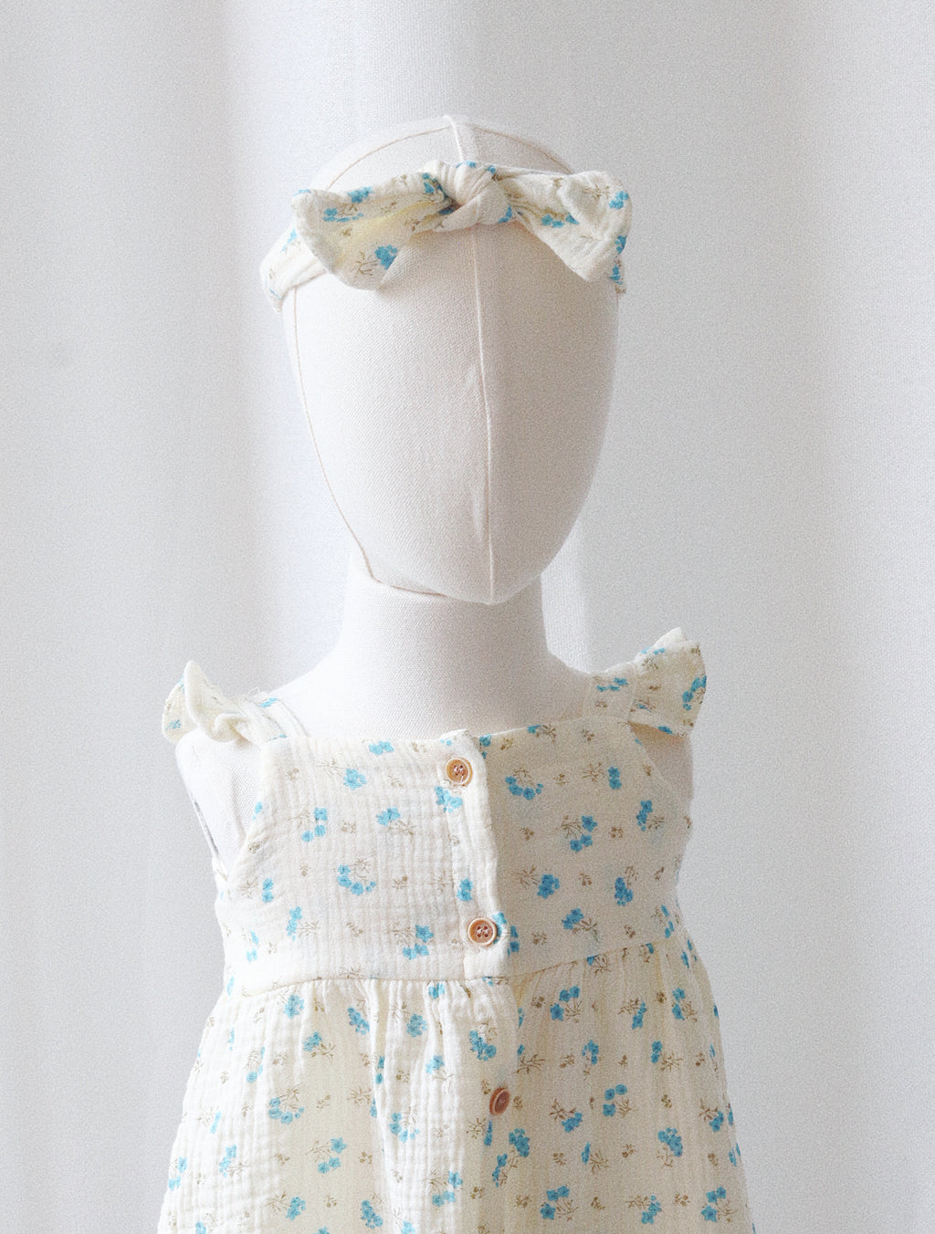 Clara Set in Cyan