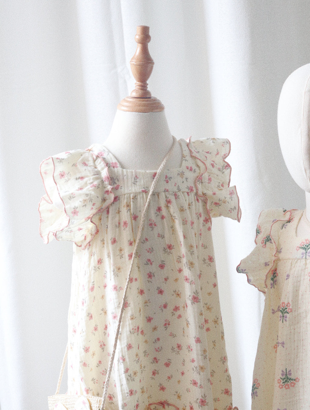 Ameena Set