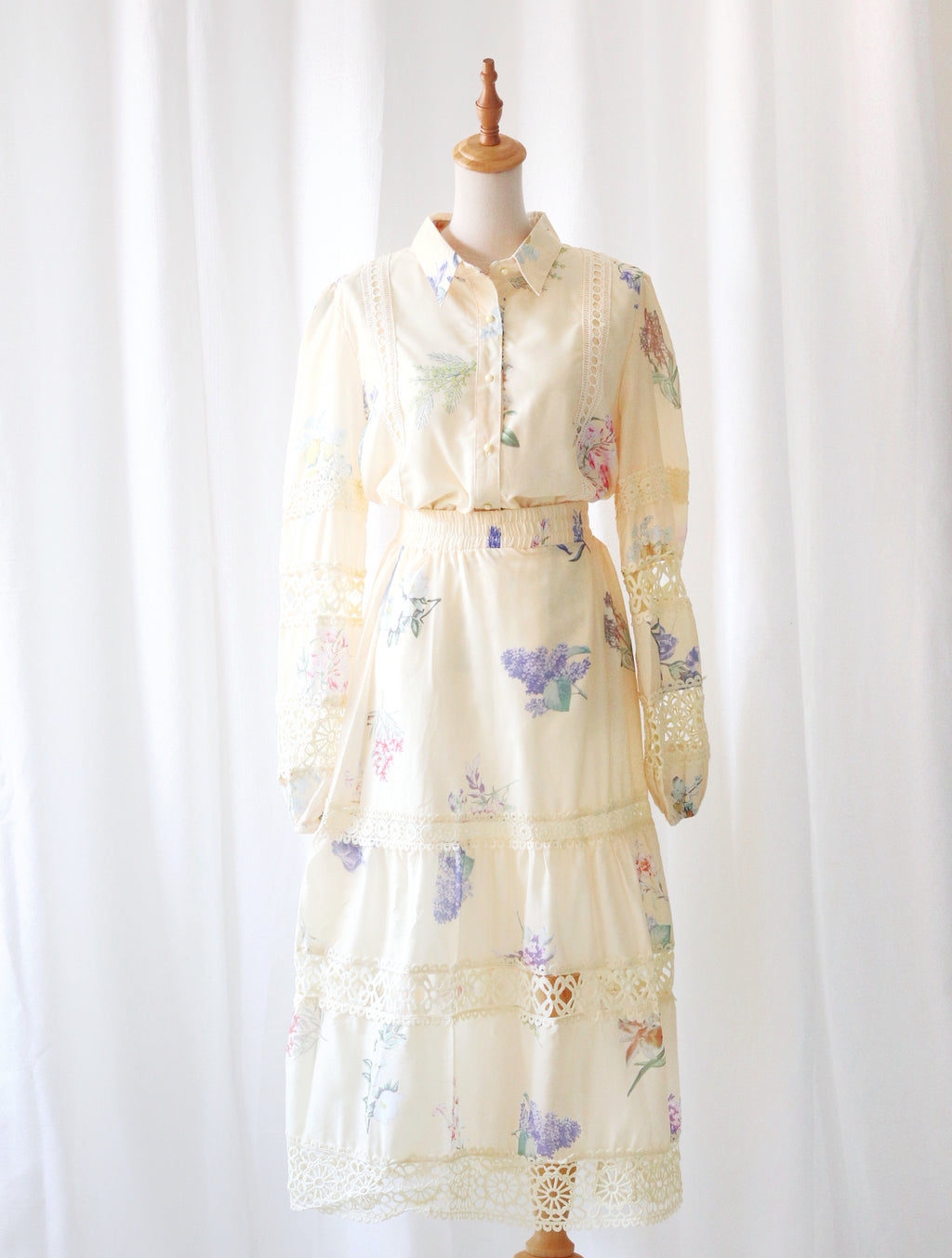 Cassia Set in Daffodil
