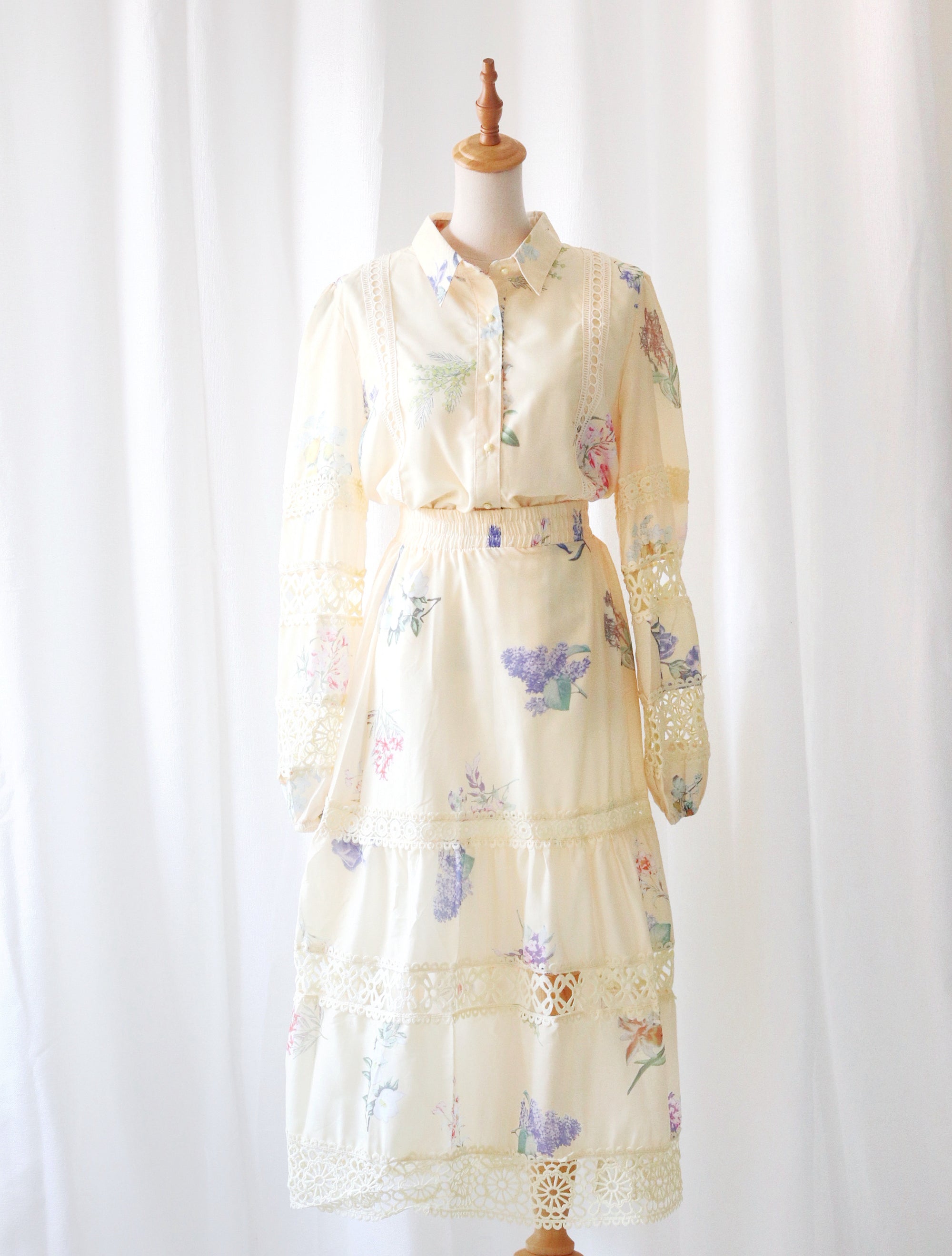Cassia Set in Daffodil