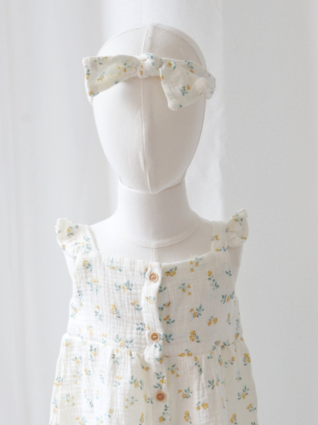 Clara Set in Butter