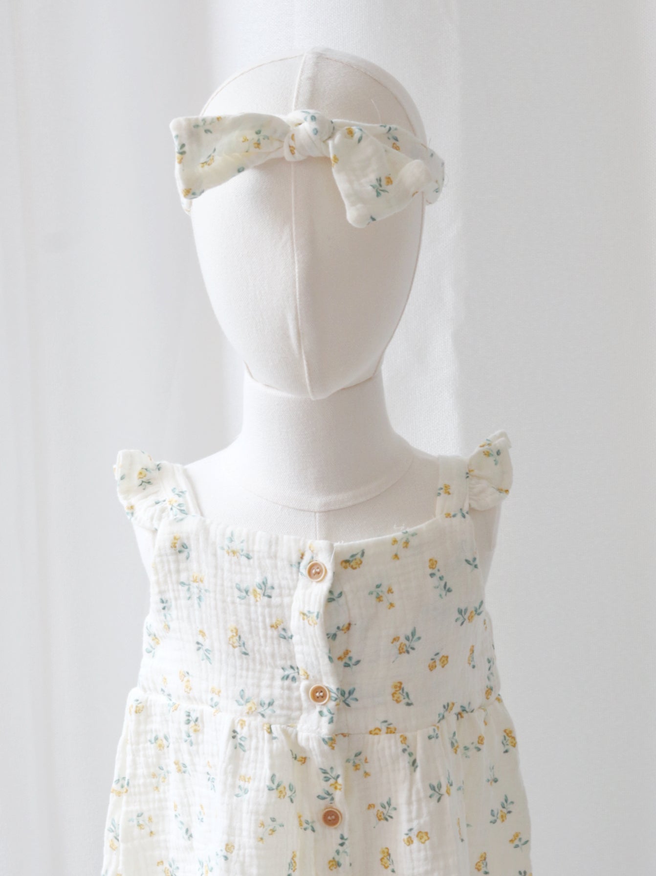 Clara Set in Butter