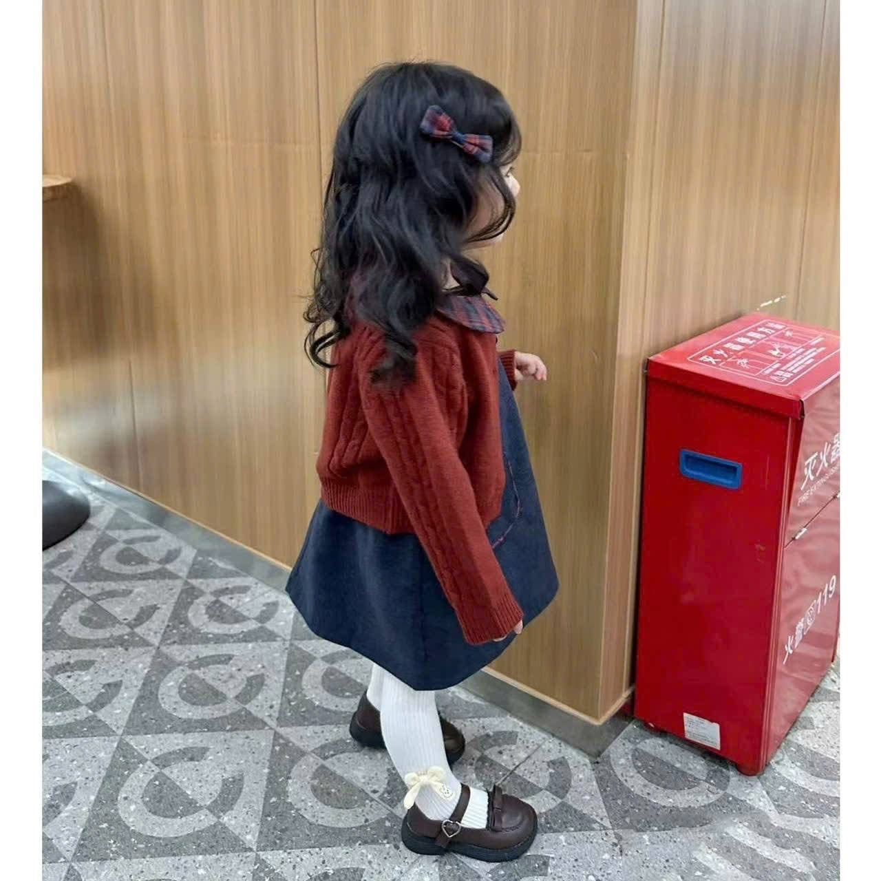 [PRE-ORDER] Elizabeth Set