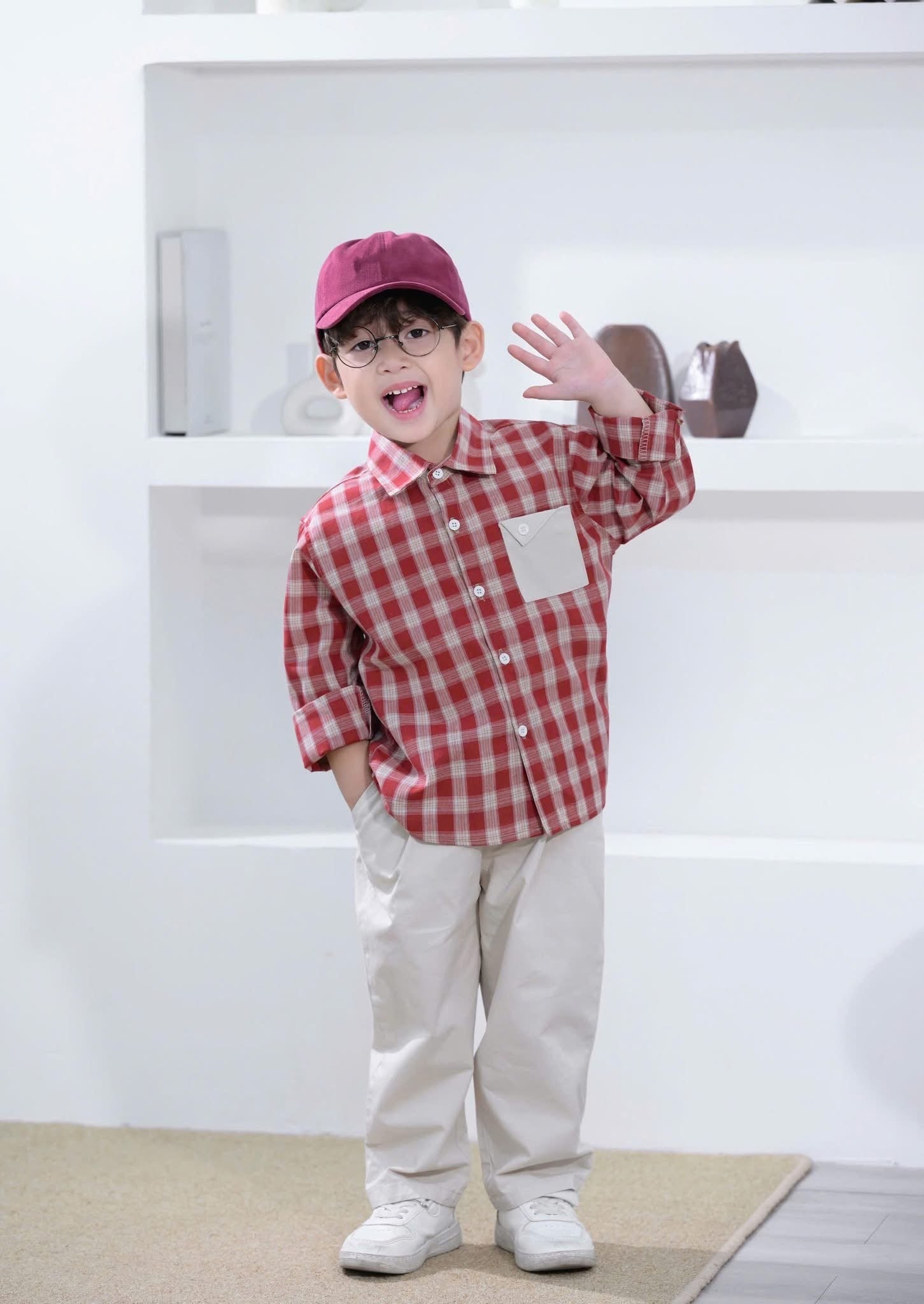 Ethan Set