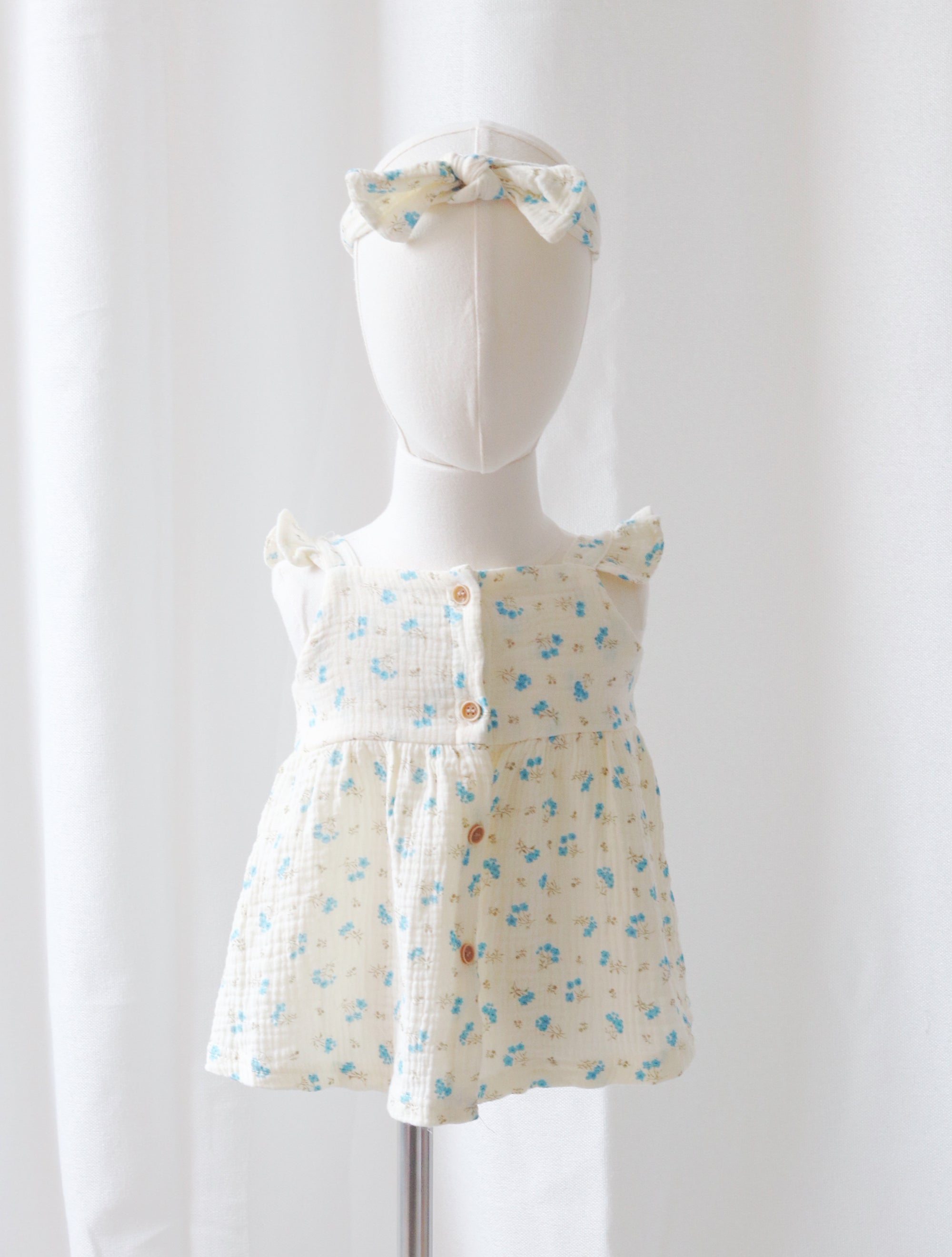 Clara Set in Cyan