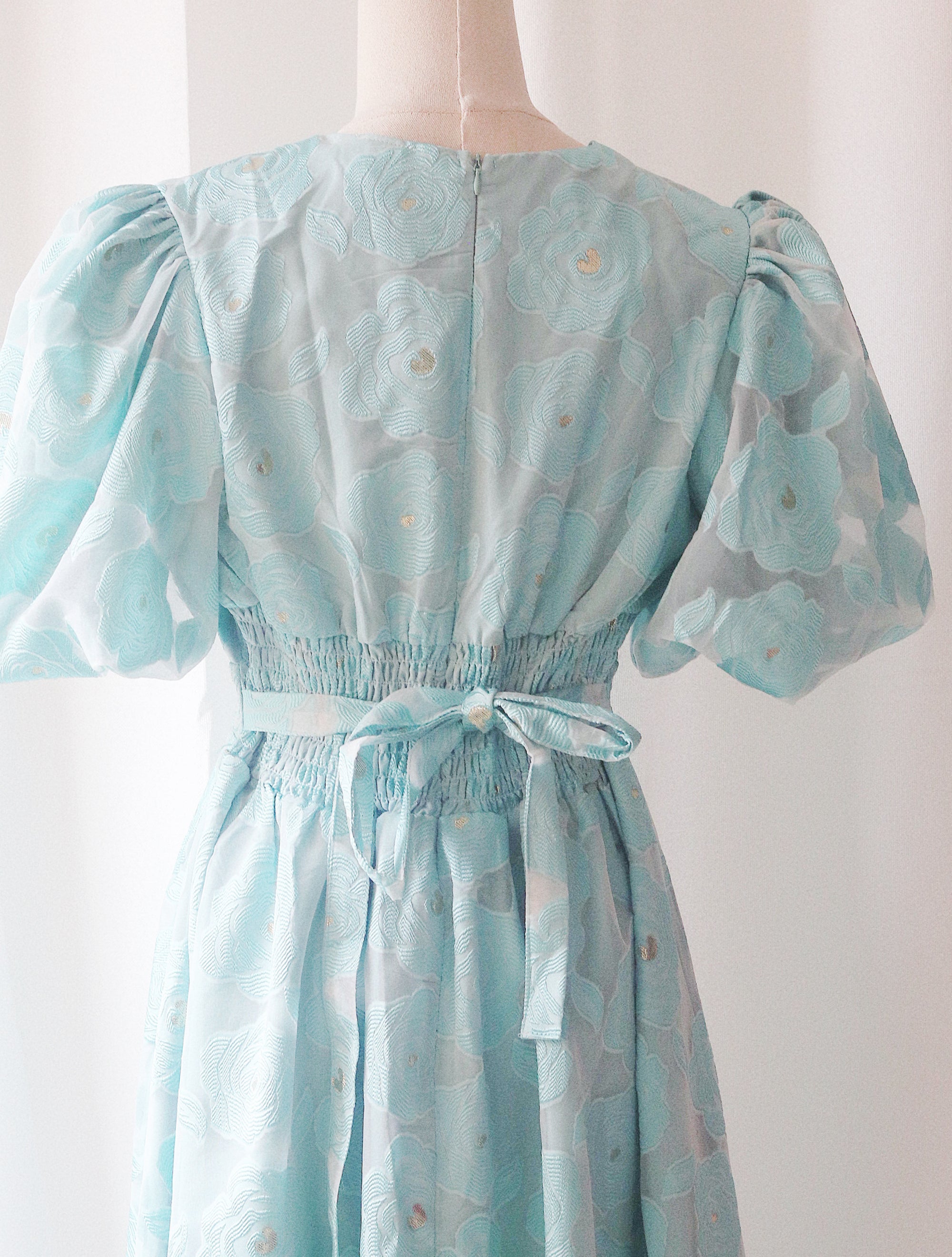 Avery Dress in Mint